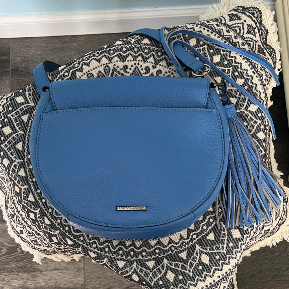 Rebecca Minkoff Pebbled Leather Saddle Bag – Crossbody with Chain & Tassel Used